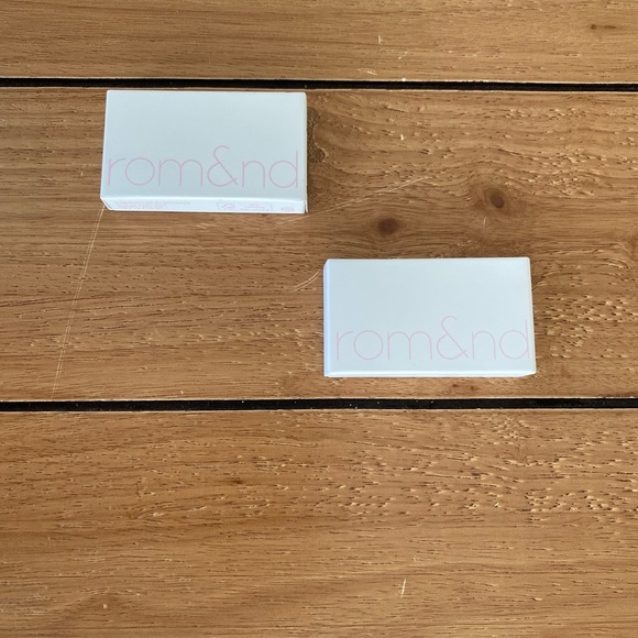 Rom&nd NWT Duo - Better than cheek, W01 Odi Milk, 4g. - Picture 2 of 7